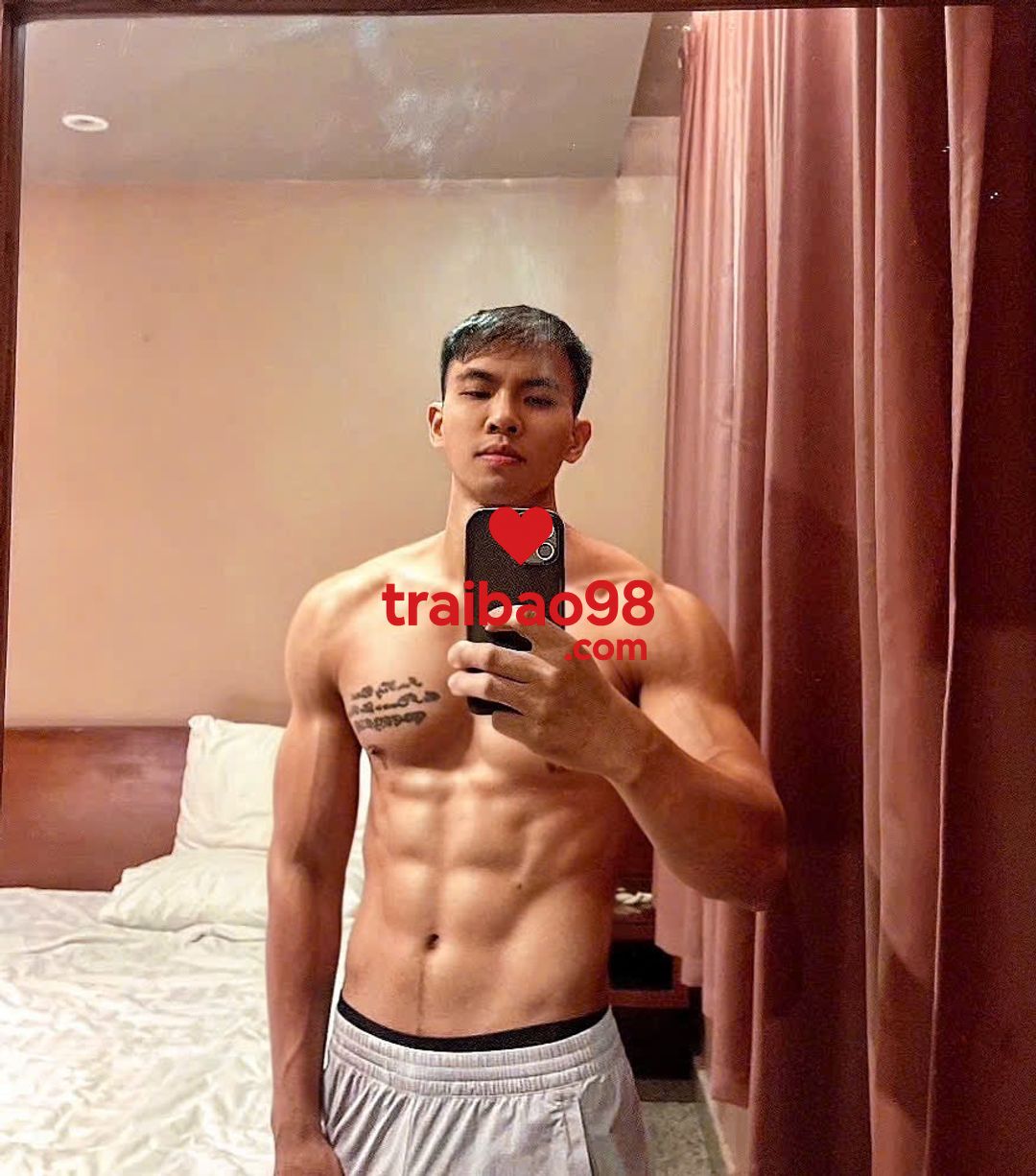 Tú tại Hà Nội