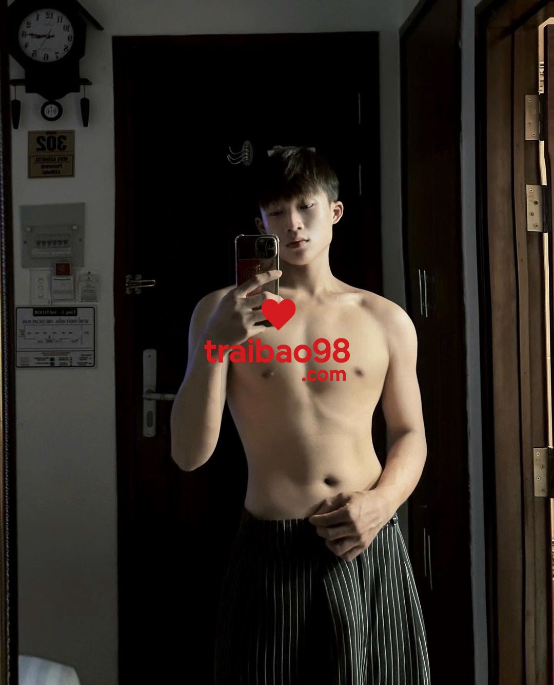 Thanh tú