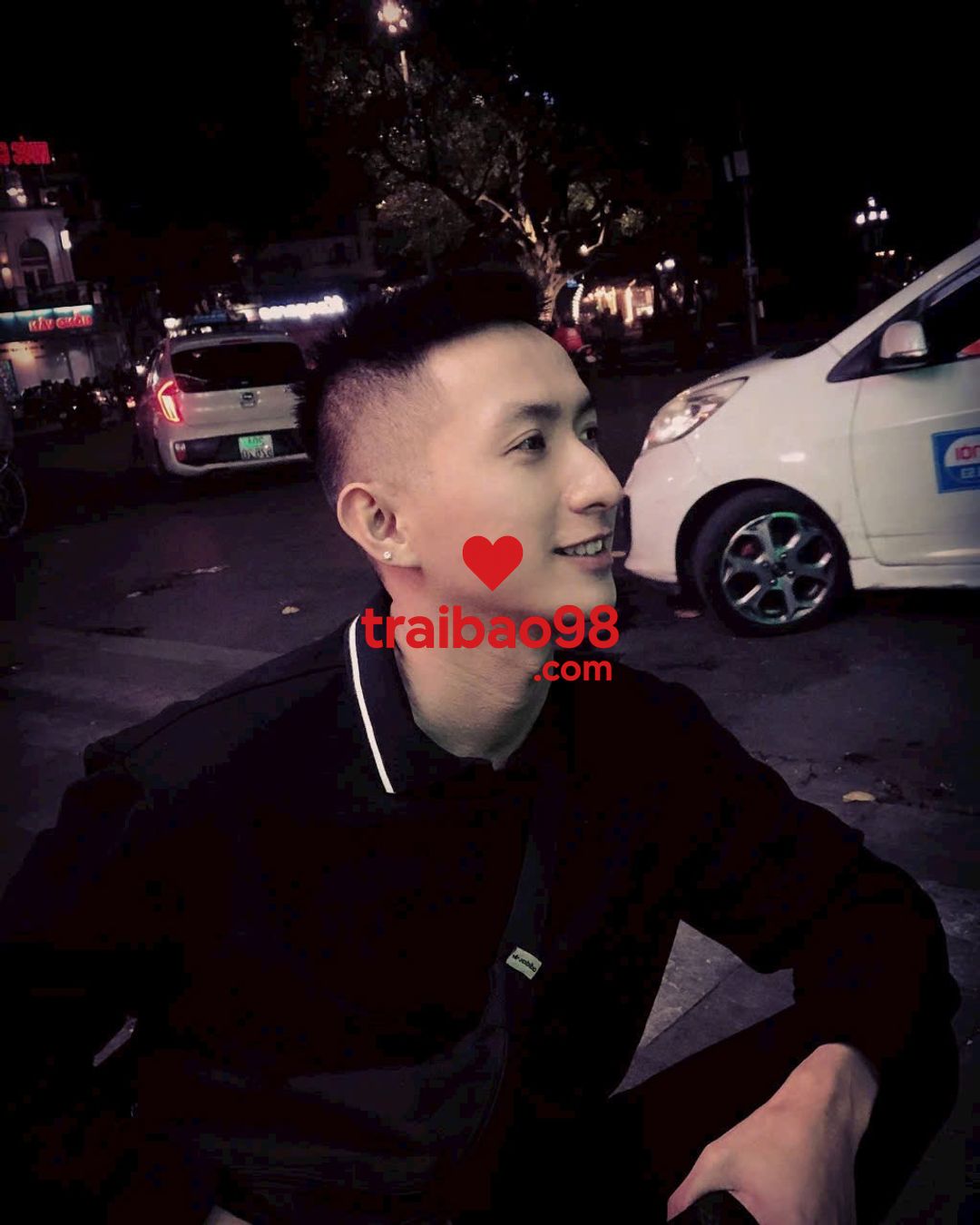 Hiếu tại Hà Nội