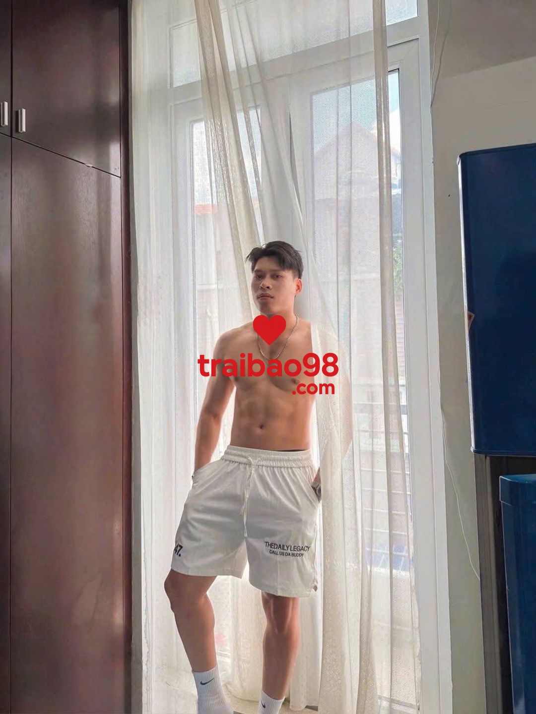 Hùng model tại Sài Gòn