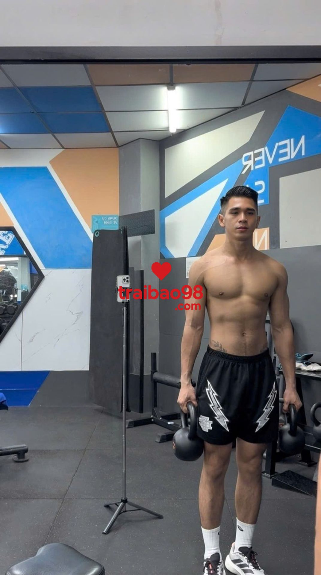 Nít tại Hà Nội